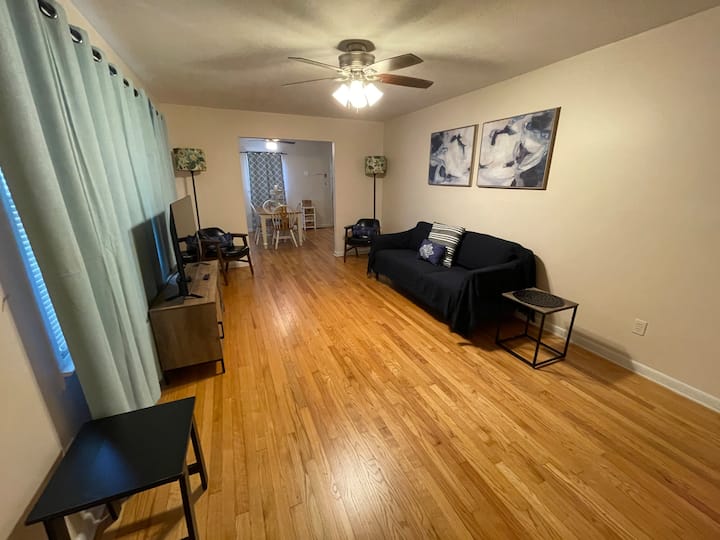 Cali King Bed/full Bed/fenced Yard/roku - Fayetteville, NC
