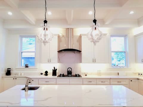 👑🌳Grand - Bright New Construction