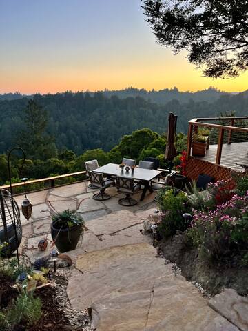 Serene Hacienda w/ Stunning Panoramic Ocean View gallery image 2