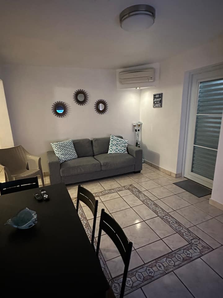 Cerca A La Marquesa 2h 1b 3 Beds In Guaynabo - Guaynabo
