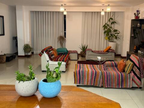 Apartment super large Mercado Huaraz 14 people