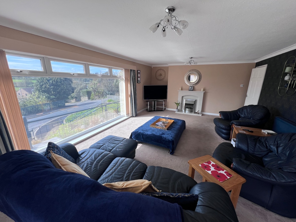 Popular Airbnb listing: Immaculate, spacious 1 Bedroom Bungalow & garden in Bridport