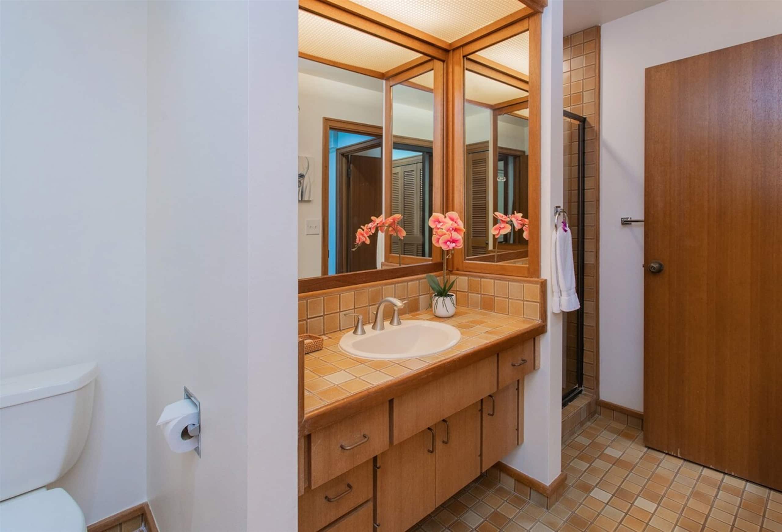 Villa in Lahaina · ★4.9 · 1 bedroom · 2 beds · 2 baths - Image 25