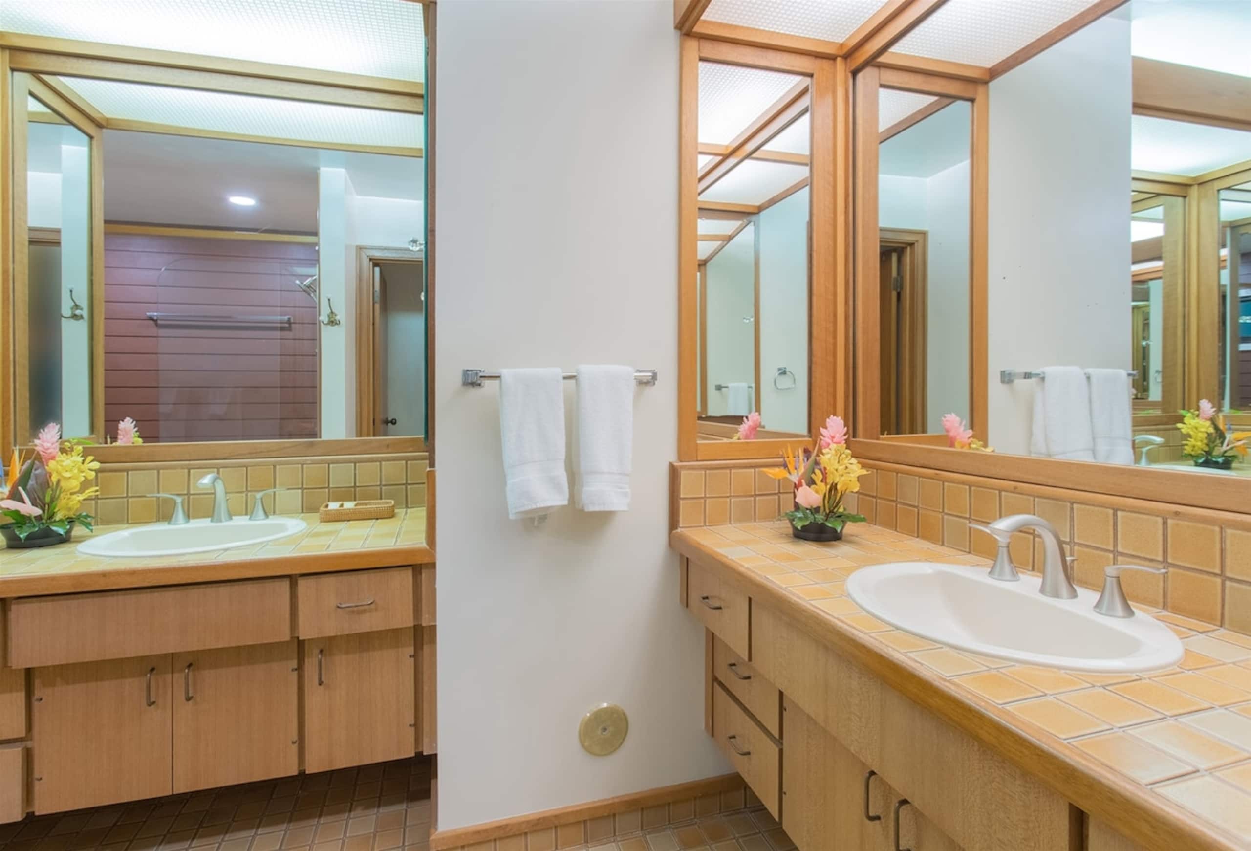 Villa in Lahaina · ★4.9 · 1 bedroom · 2 beds · 2 baths - Image 40