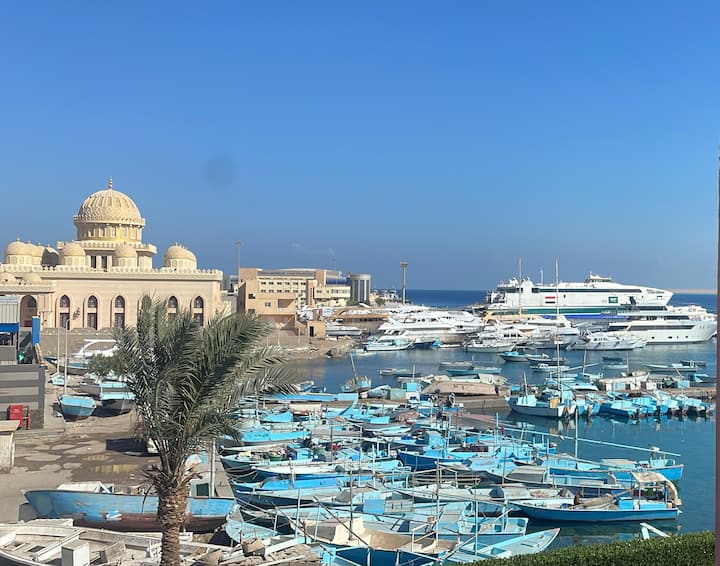 Sunny Sea View Studio@marina On Private Roof - Hurghada