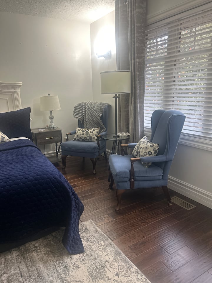 Inviting Room -Waterfront Access! - Huntsville