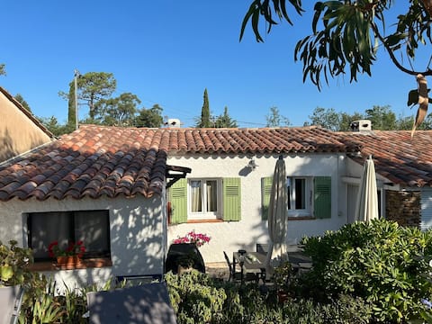 Top performing Airbnb: Vacation home in Domaine Priveé+ in Fréjus