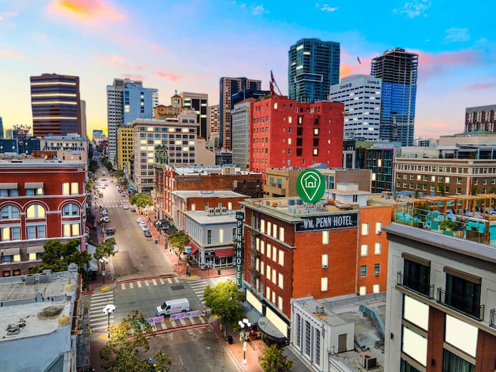 Plongez Dans L'ambiance De Gaslamp Depuis Cet éLégant 2br&nbsp;! - San Diego, CA