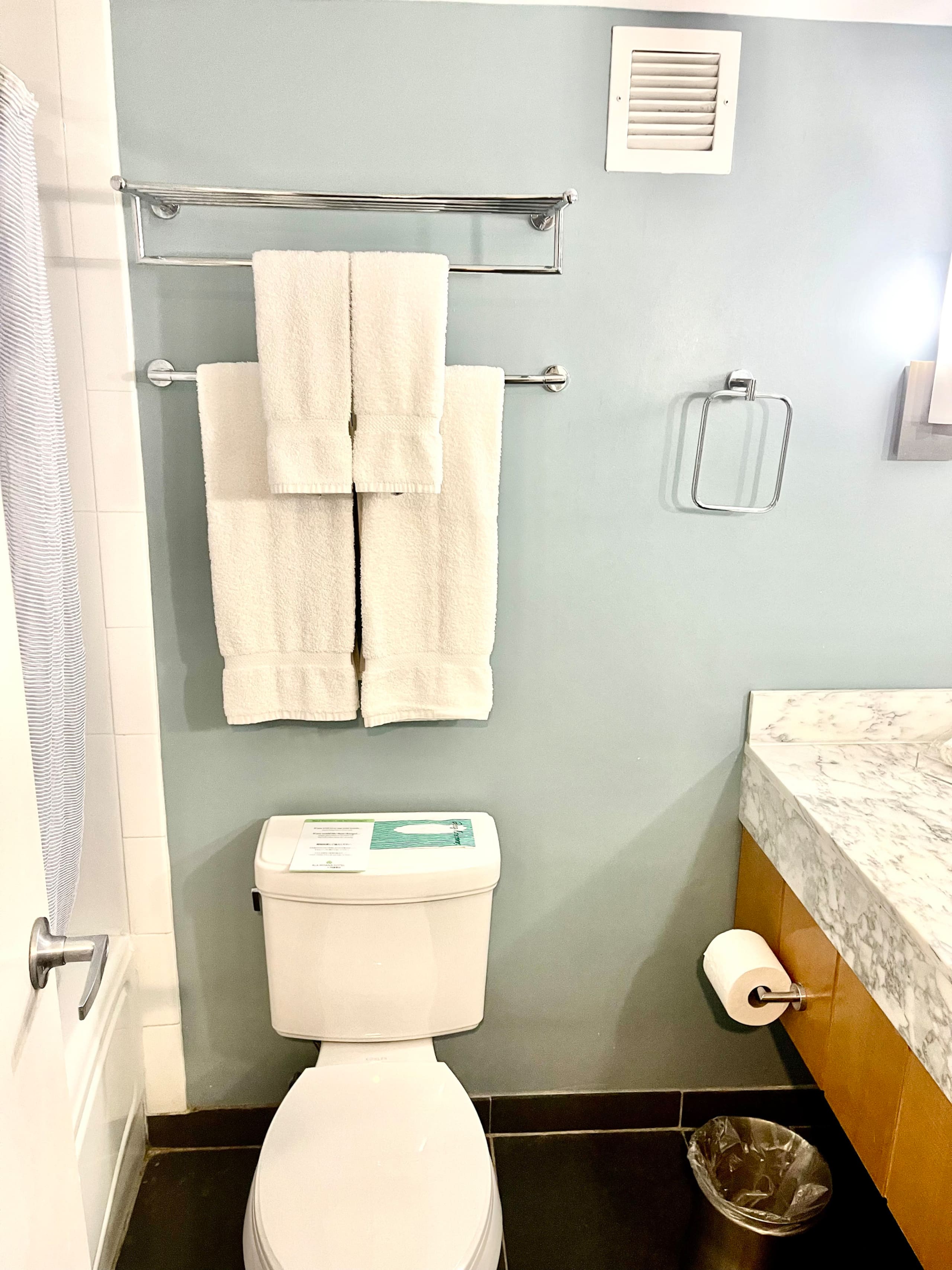 Hotel in Honolulu · ★4.53 · Studio · 2 beds · 1 private bath - Image 19