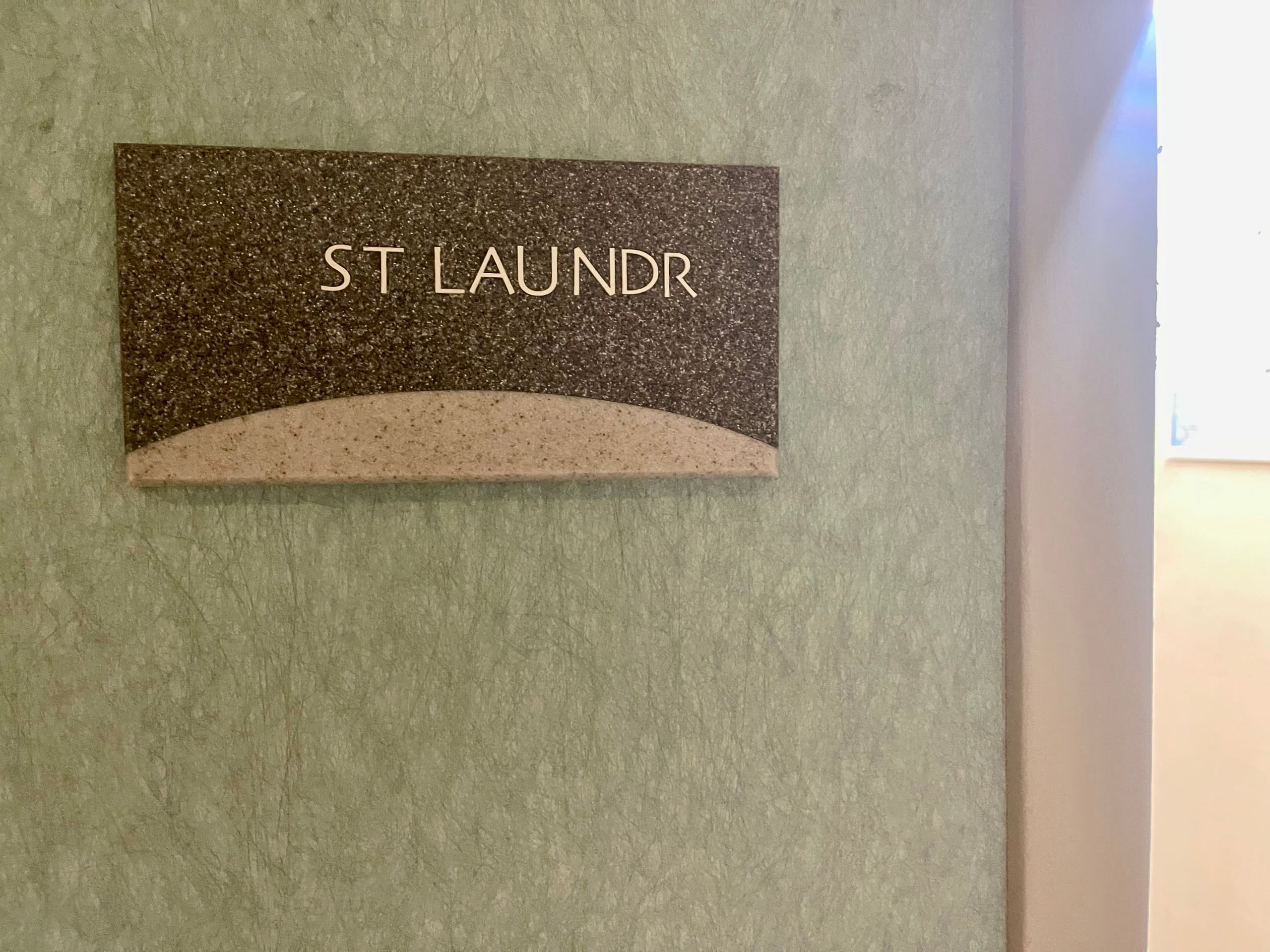 Hotel in Honolulu · ★4.53 · Studio · 2 beds · 1 private bath - Image 34