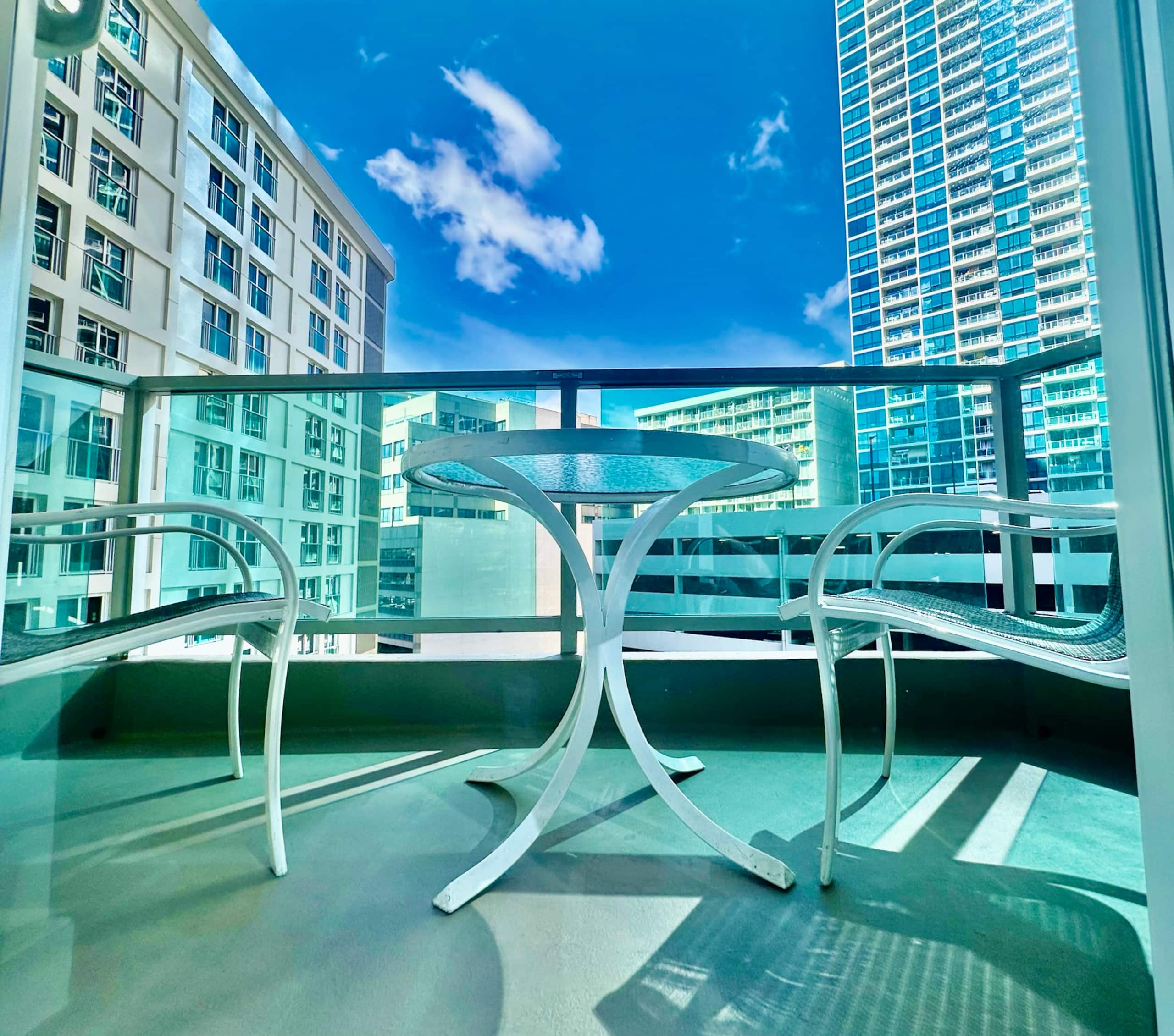 Hotel in Honolulu · ★4.53 · Studio · 2 beds · 1 private bath - Image 11