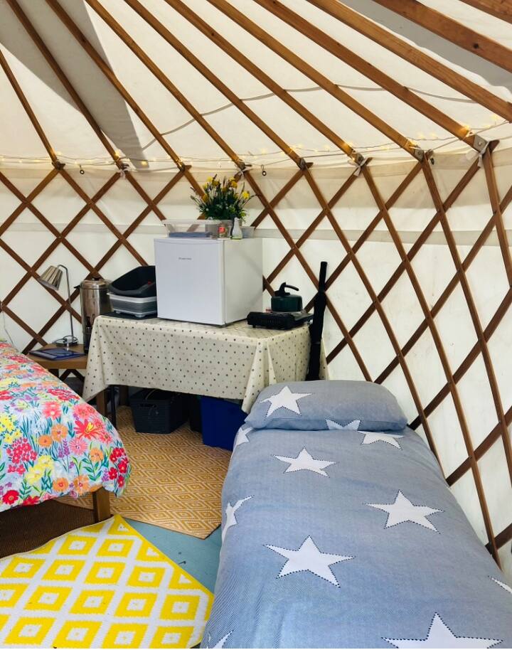 Number 1 Ryebank Corner Glamping Yurt. - East Beach
