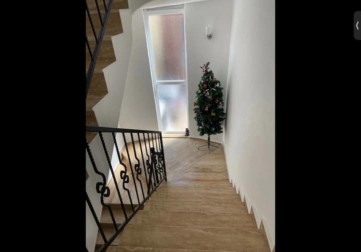 İMbat Koyunda, 3 Katlı Tatil Evimiz -
