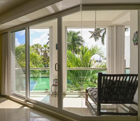 Successful Airbnb property: Casa Tortuga w/ Pool, Hot Tub, Gym 1M in Cozumel
