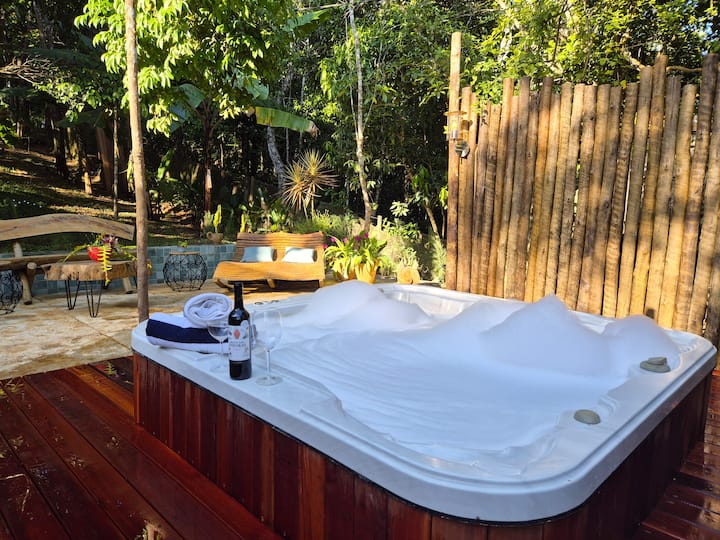 Tree House - Luxury with Jacuzzi and Mountain View