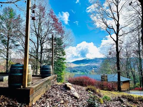 Hot Tub, Mnt View, Game RM, Pizza Oven & Fire Pit