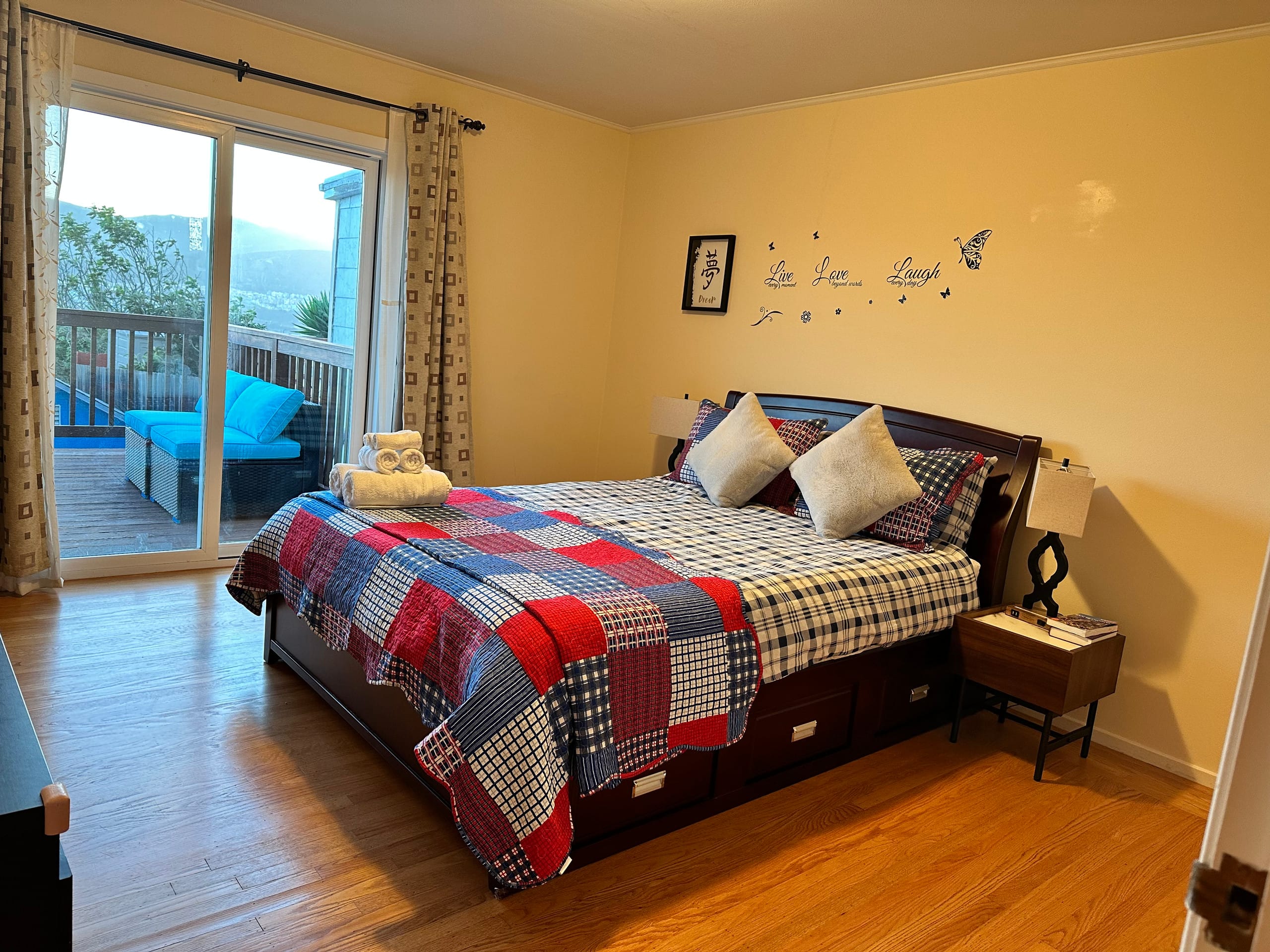 Home in San Francisco · ★4.92 · 2 bedrooms · 3 beds · 1 bath - Image 24