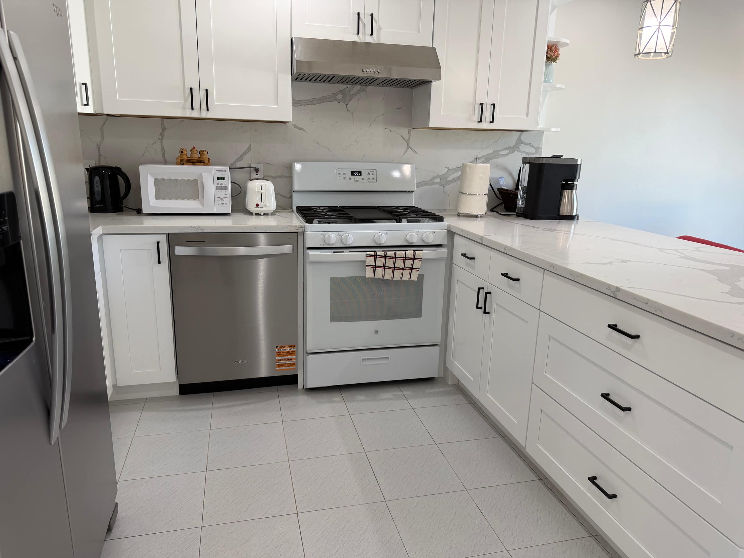 Home in San Francisco · ★4.92 · 2 bedrooms · 3 beds · 1 bath - Image 15