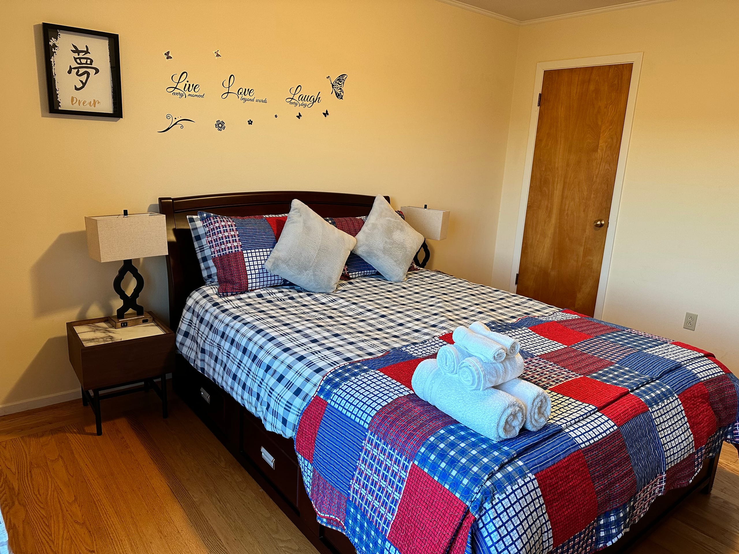 Home in San Francisco · ★4.92 · 2 bedrooms · 3 beds · 1 bath - Image 25