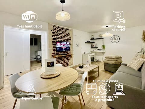 Large 2-room ground floor in the center - Shuttle* & Sauna*