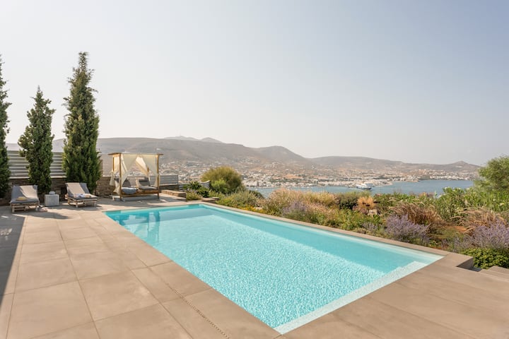 Near Parikia |4BR Villa w/ Pool & View | Mirabilia