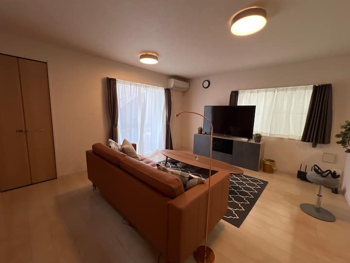 Near Narita Airport :3br + Tatami & Free Pickup - Narita