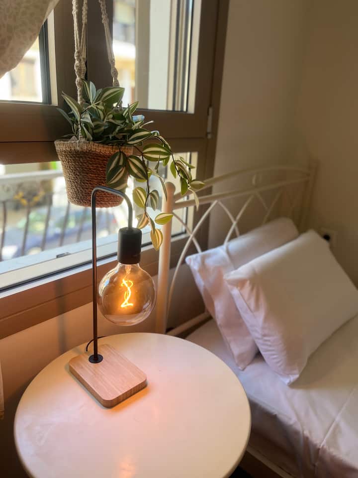 غرفة النوم 2