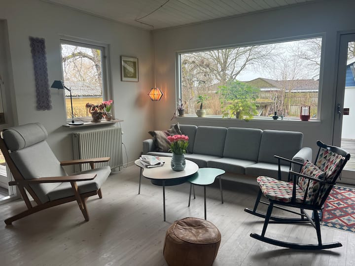 Charming Townhouse In Finnebyen - Århus