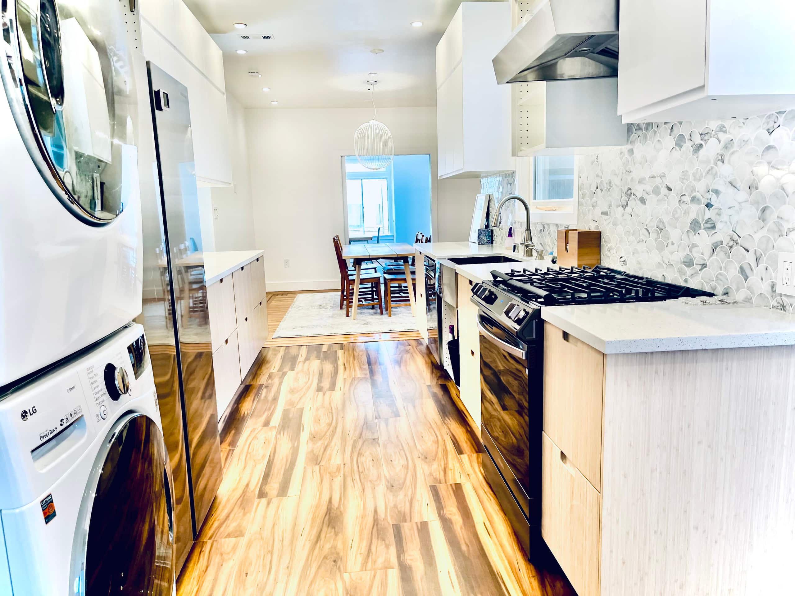 Home in San Francisco · ★4.97 · 5 bedrooms · 8 beds · 2 baths - Image 6