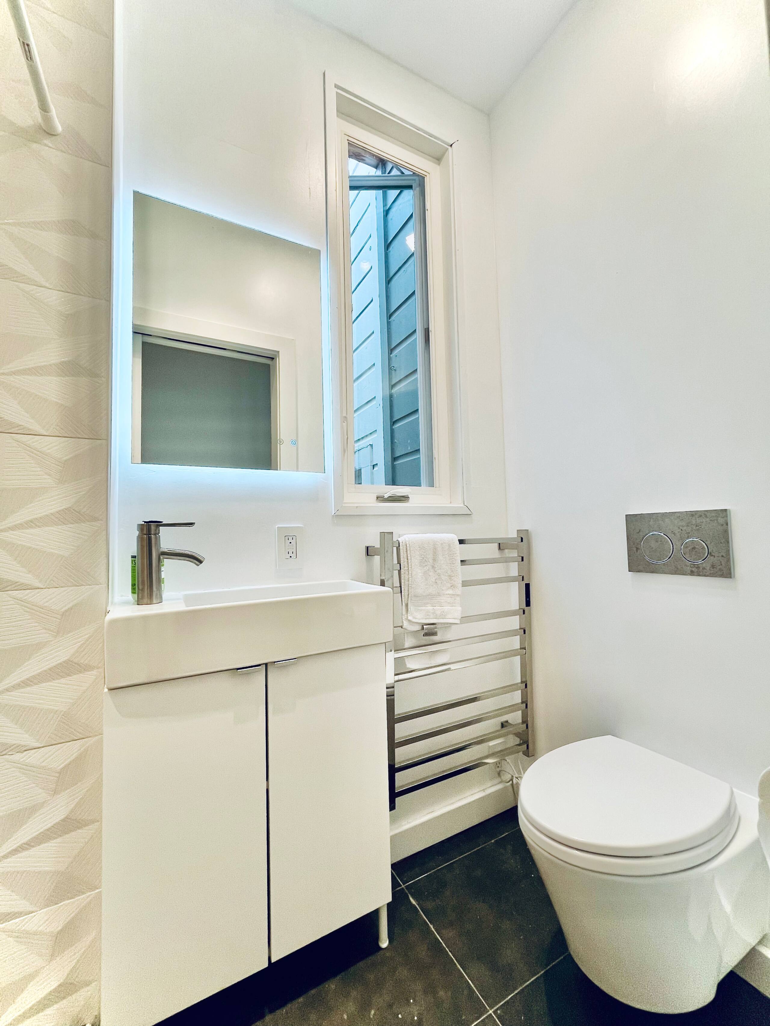 Home in San Francisco · ★4.97 · 5 bedrooms · 8 beds · 2 baths - Image 46