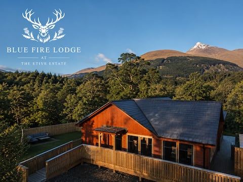 Blue Fire: Luxury Lodge • Hot Tub • Stunning View