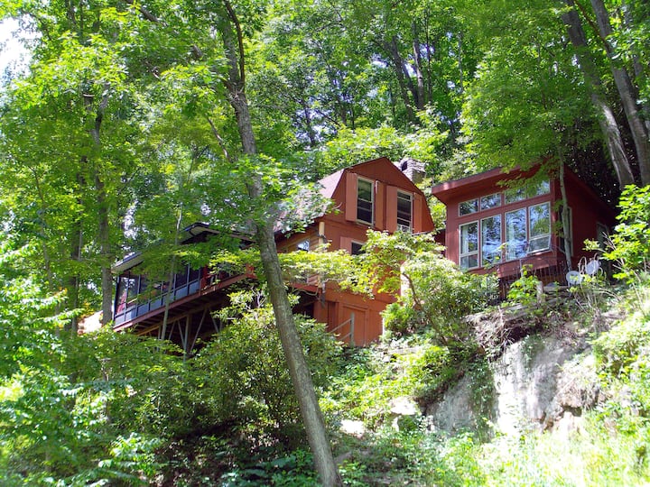 Spivey Falls Cabin, A  Cabin by a Waterfall