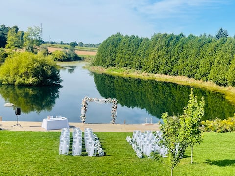 Swan Lake Nature Stay • Perfect for Events