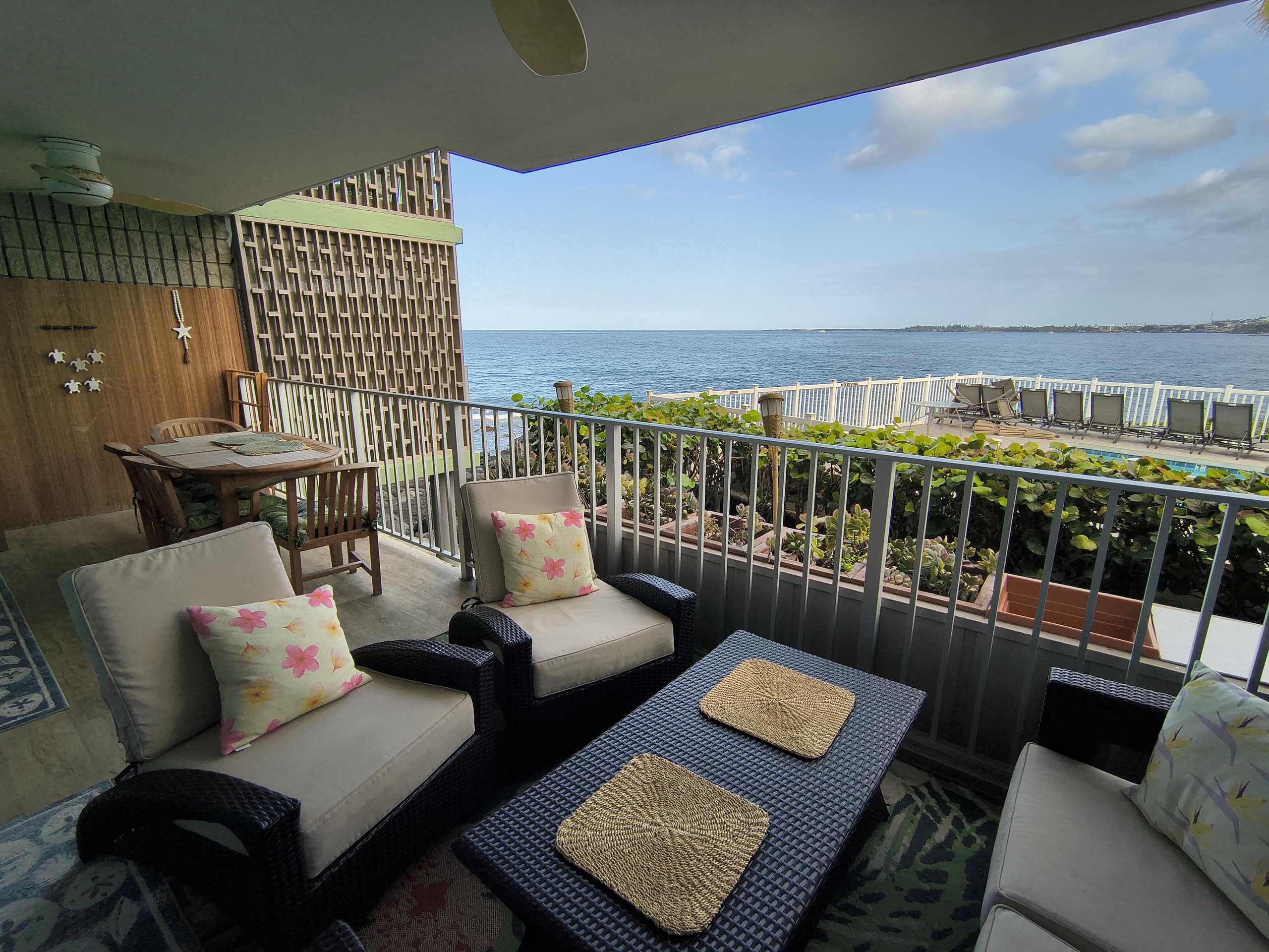 Condo in Kailua-Kona · ★4.94 · 2 bedrooms · 3 beds · 2 baths - Image 18