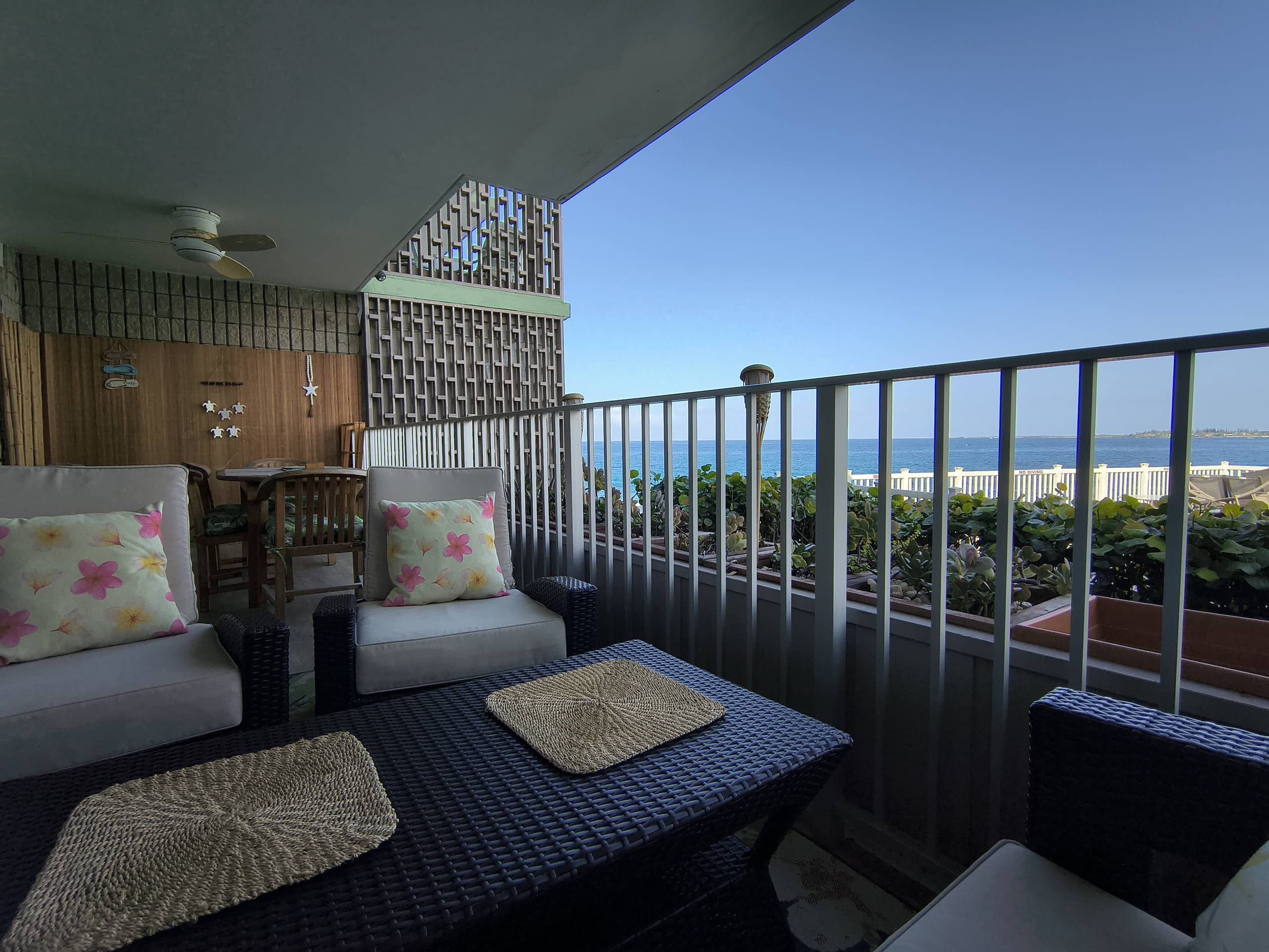 Condo in Kailua-Kona · ★4.94 · 2 bedrooms · 3 beds · 2 baths - Image 22