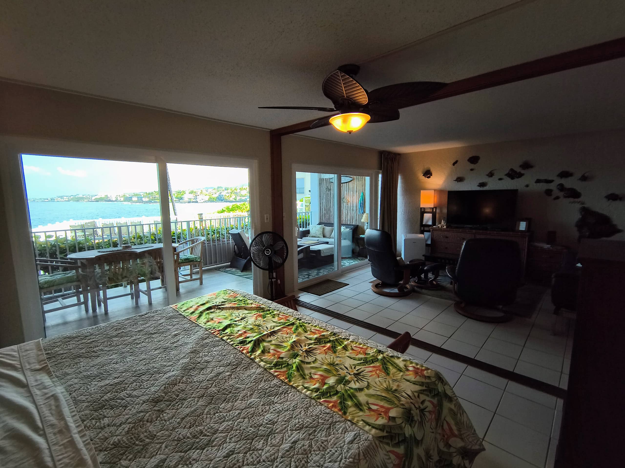 Condo in Kailua-Kona · ★4.94 · 2 bedrooms · 3 beds · 2 baths - Image 8