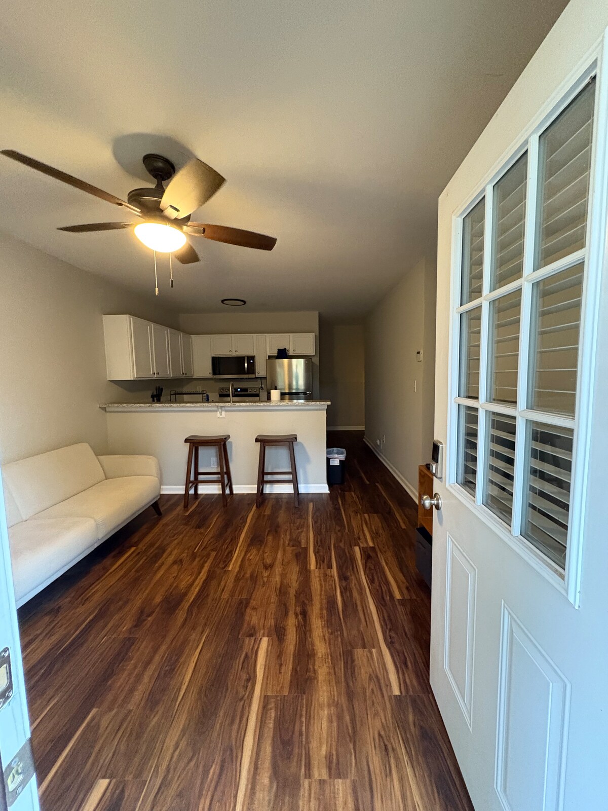 Popular Airbnb listing: 2bed 1bath in Atlanta in Grove Park