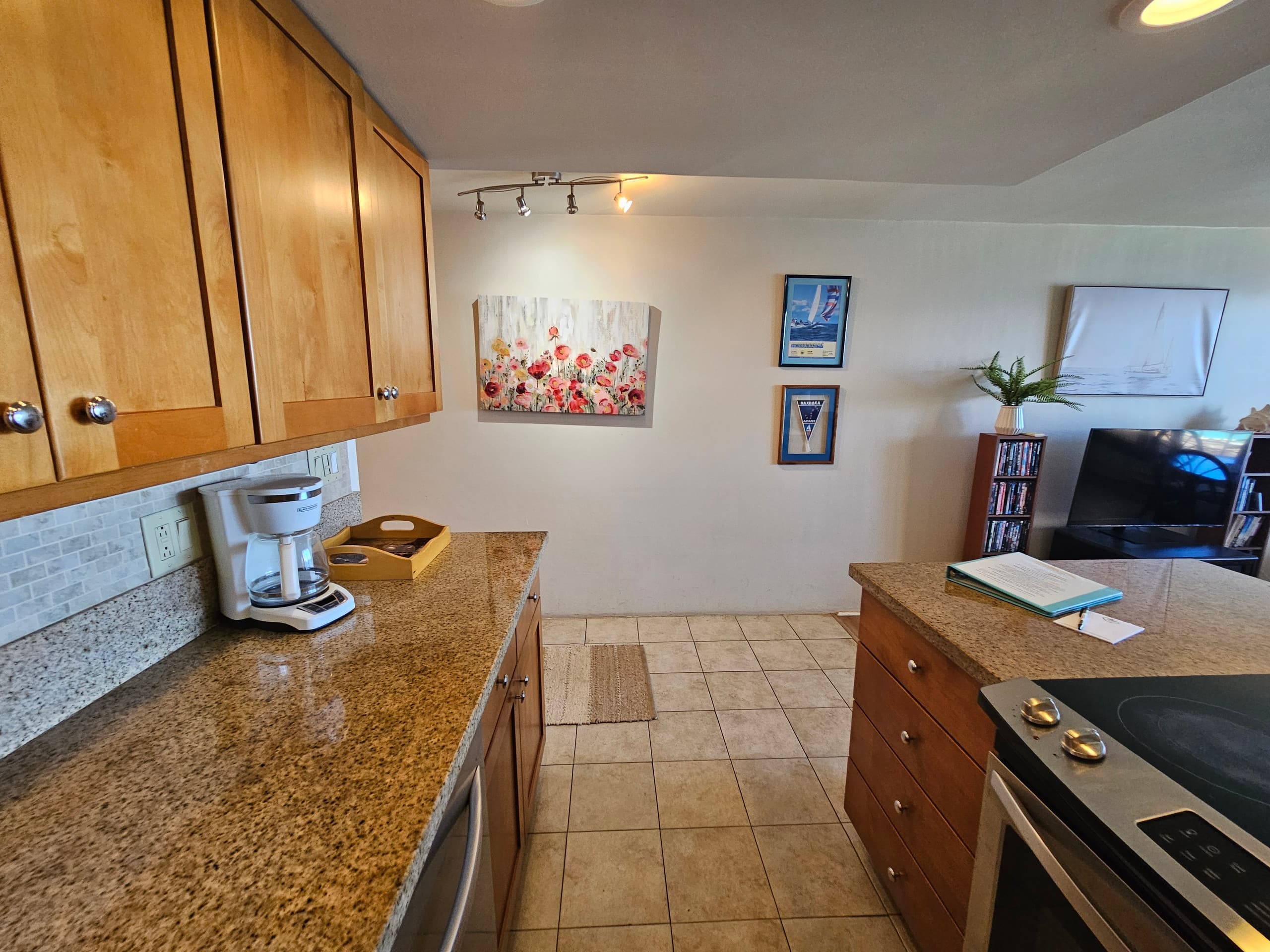 Condo in Lahaina · ★4.78 · 1 bedroom · 1 bed · 1 bath - Image 20