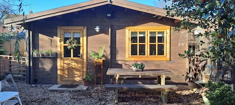 Cosy garden cabin