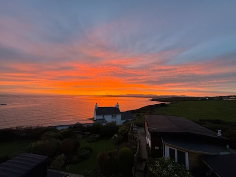 Heligog@Deanfield Sea view appt sleeps 4 adults