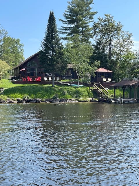 Waterfront Home steps to Downtown Eagle River
