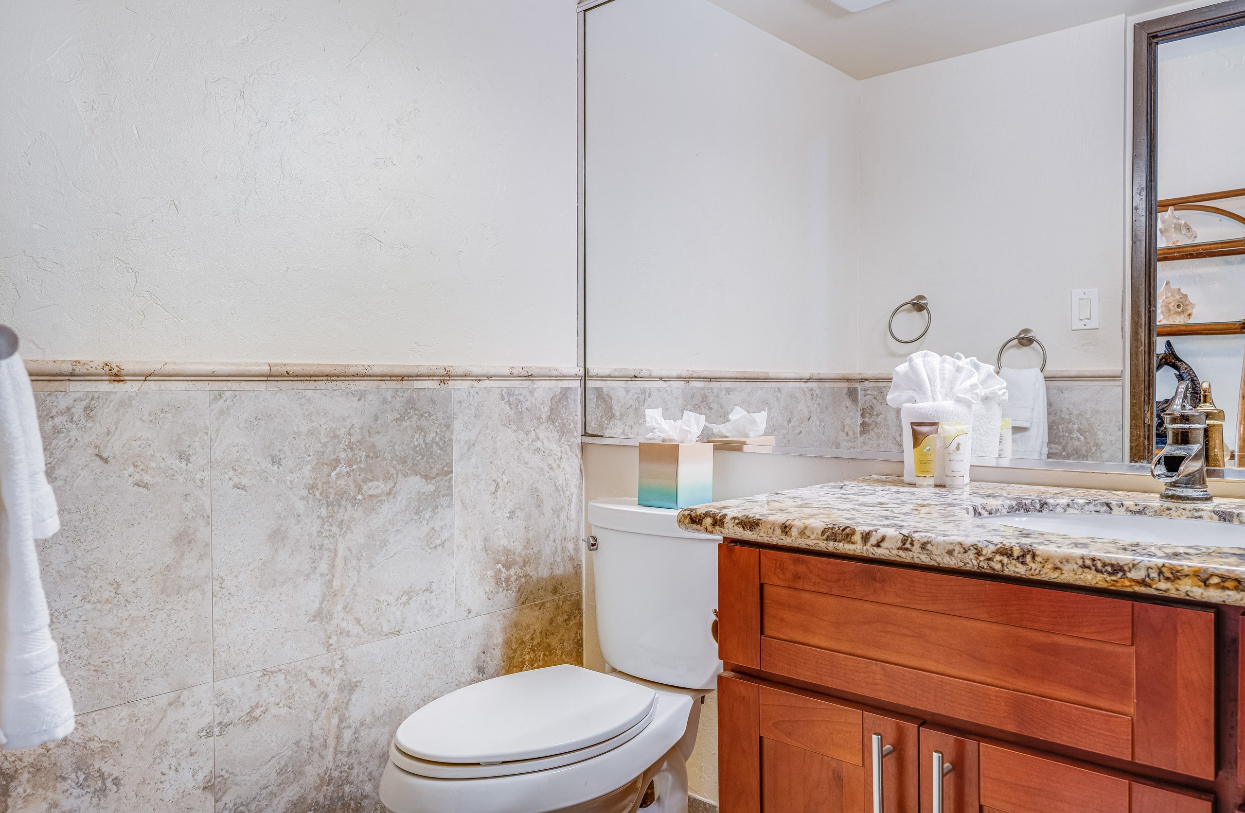 Condo in Kihei · ★5.0 · 1 bedroom · 1 bed · 1.5 baths - Image 17