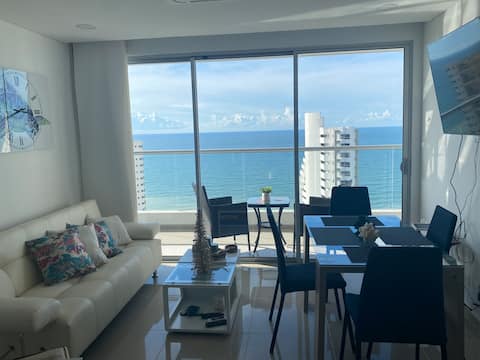 Spectacular family condo overlooking the ocean