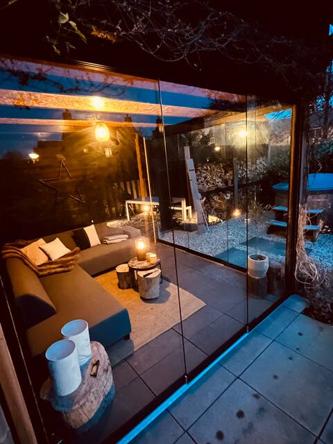 Bedandbreakfast_Break18  Tinyhouse!