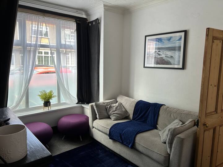 Cosy 2 Double Bedroom Home With Garden - Cleethorpes