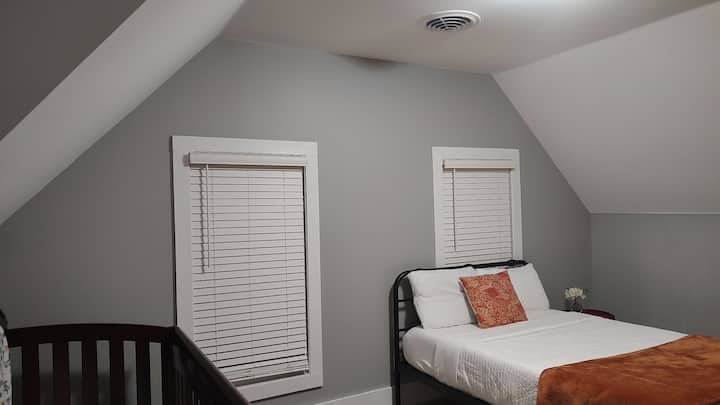 غرفة النوم 2