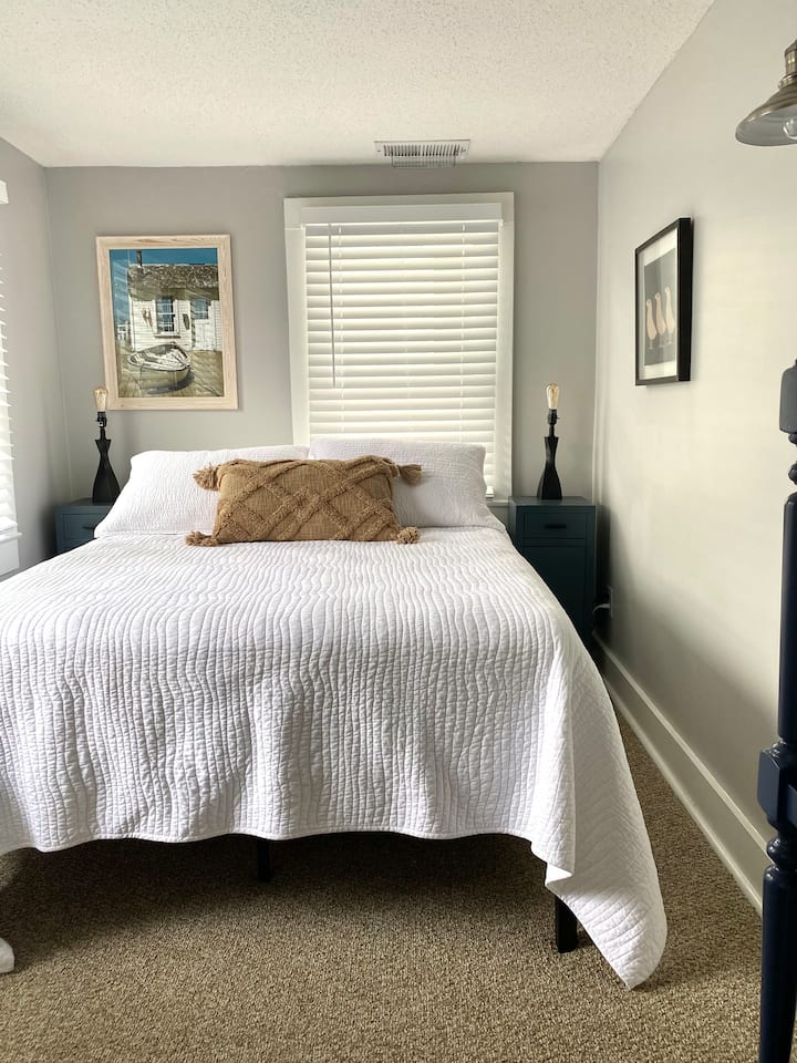 საძინებელი 1