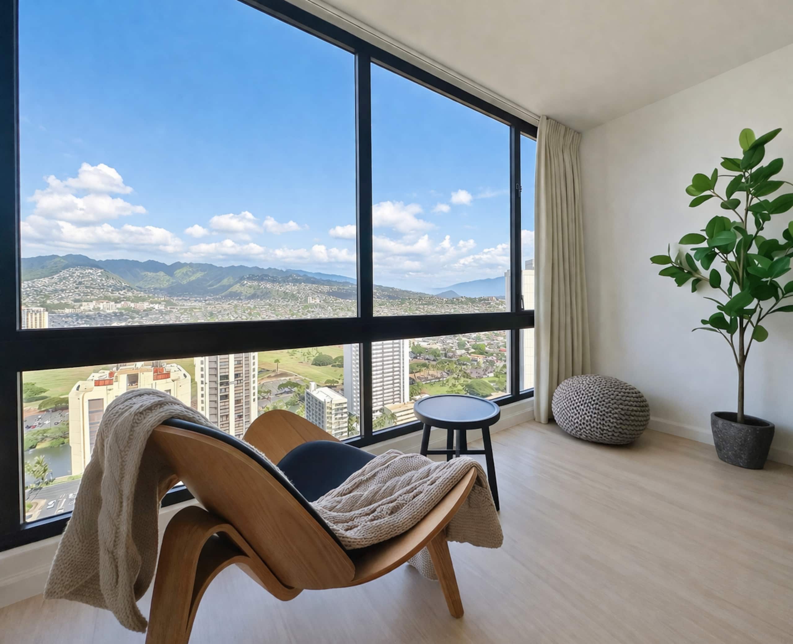 Condo in Honolulu · ★4.94 · 1 bedroom · 2 beds · 1 private bath - Image 2