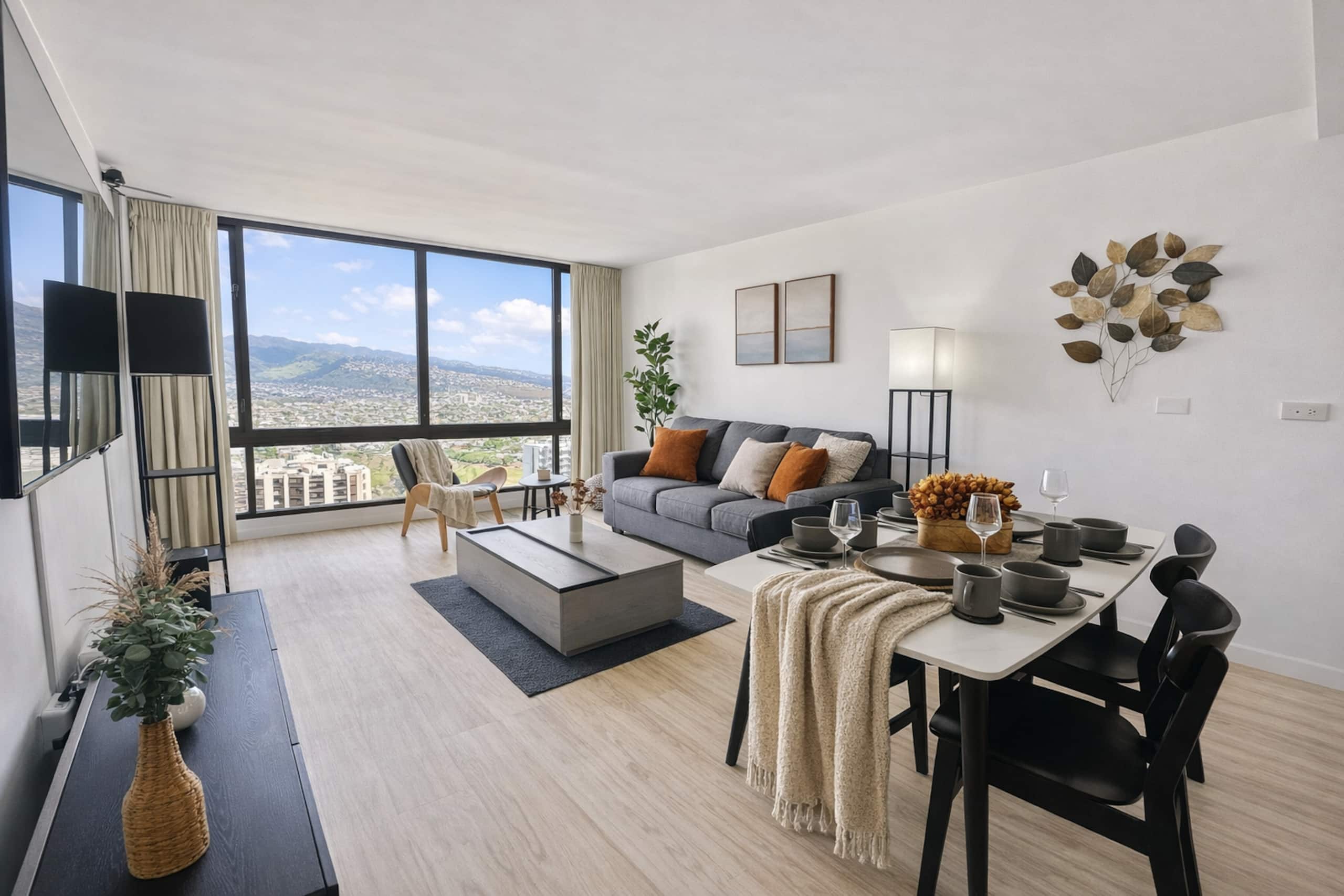Condo in Honolulu · ★4.94 · 1 bedroom · 2 beds · 1 private bath - Image 5