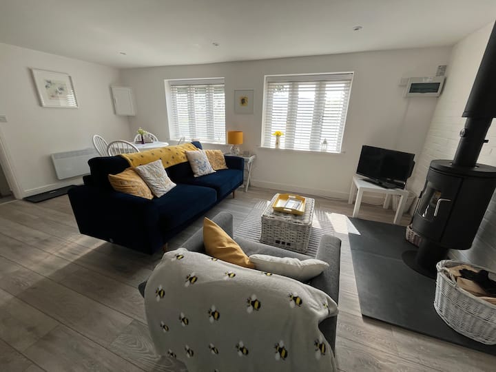 Cosy One Bedroom Retreat In The Devon Countryside - Exeter Airport (EXT)